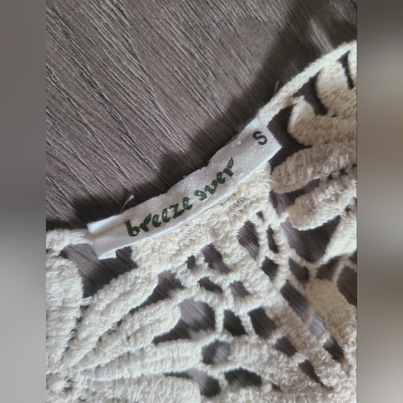 Boho Crochet Tank - Picture 4 of 6